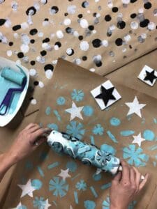 12_07_23_Giftwrapping_1-scaled-1